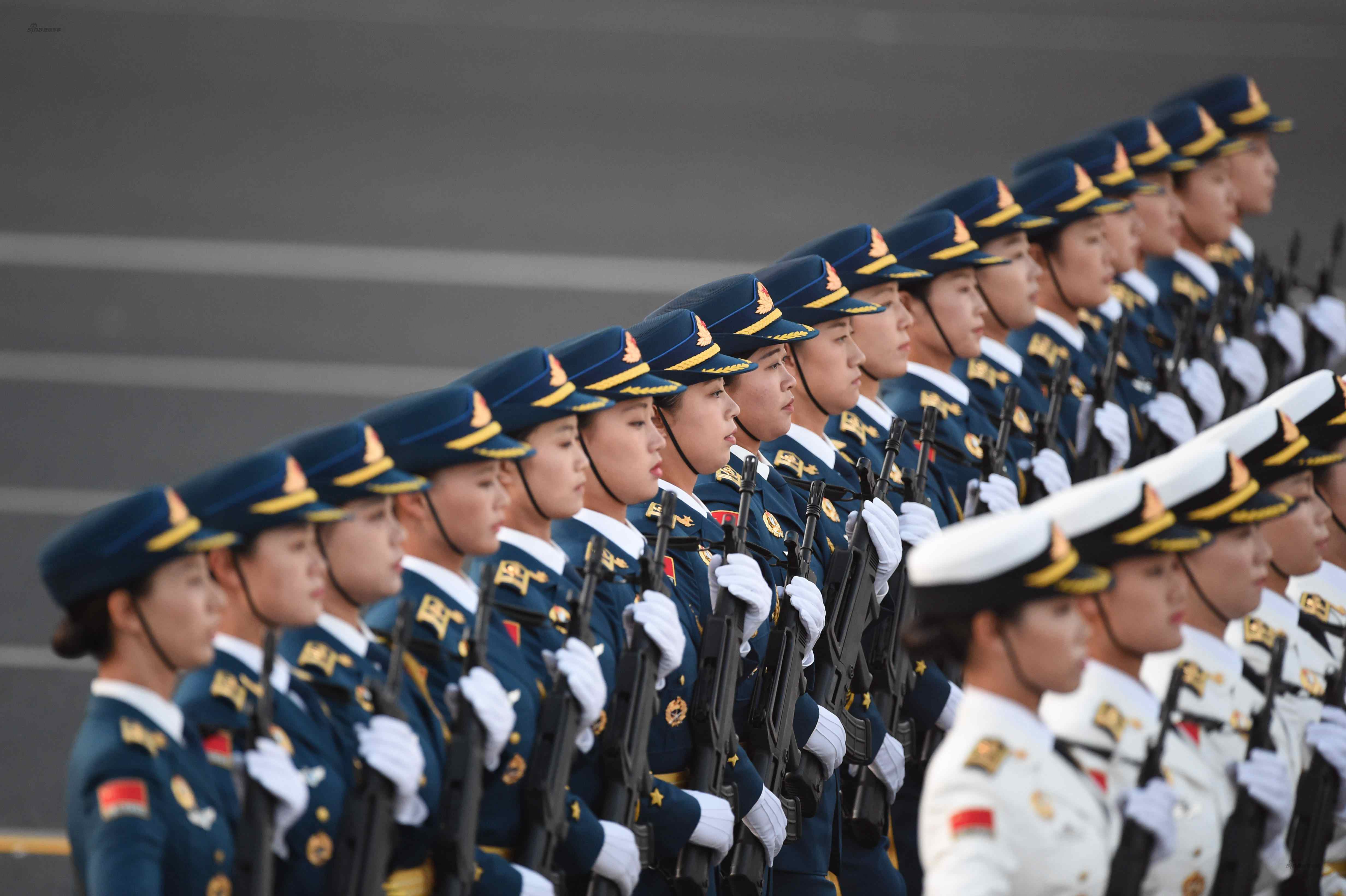 抗战胜利日阅兵之:三军仪仗队美丽女队员_高清图集